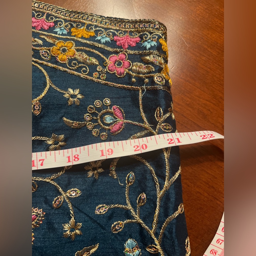 Ready to wear sari with jacket/ koti. Indian Ethnic wear - Picture 10 of 12